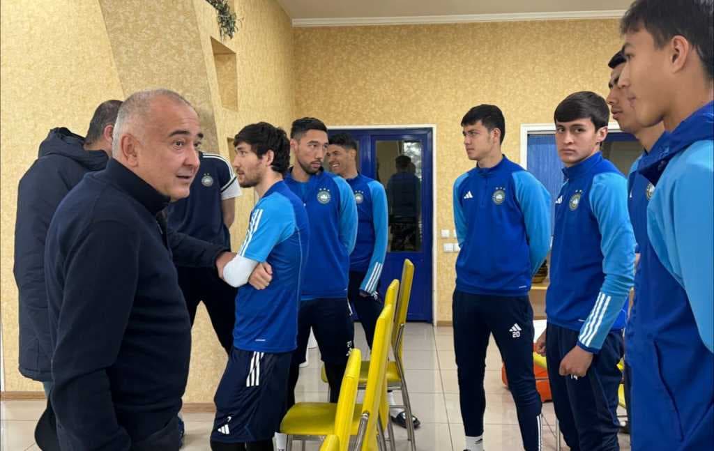 «Pulni o‘zi sizni quvsin». Jahongir Ortiqxo‘jayev Superliga startidan oldin «Paxtakor» jamoasi bilan uchrashdi