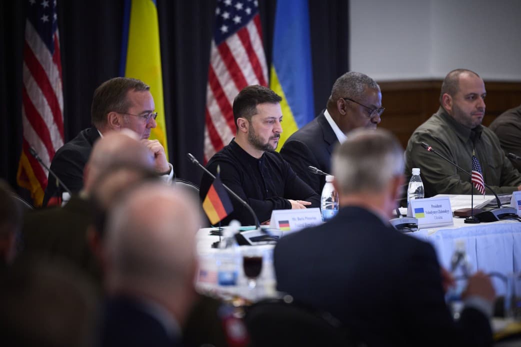 «Ramshtayn»da Ukrainani 2027 yilgacha qo‘llab-quvvatlash rejalari kelishib olindi