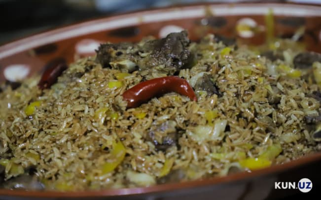 Oktyabrda 1 porsiya osh narxi qancha bo‘lgani aytildi