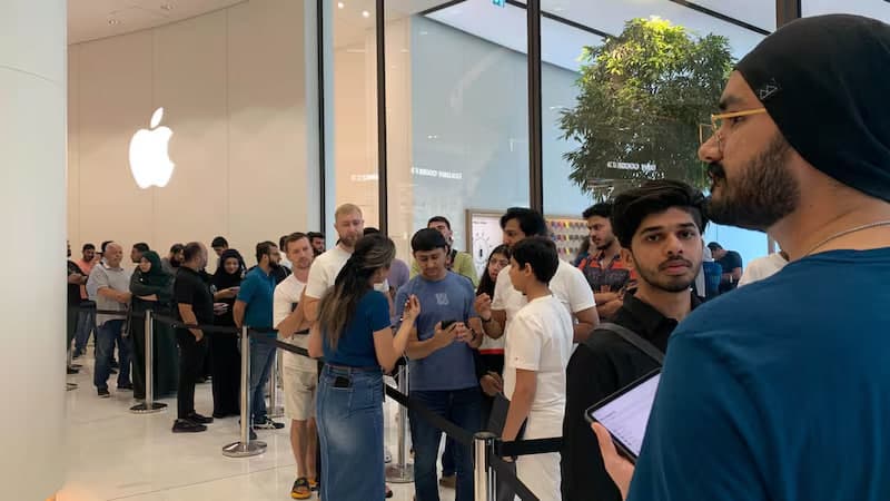Tadqiqot: Android foydalanuvchilarining yarmi iPhone egalari tomonidan masxaraga duch kelgan