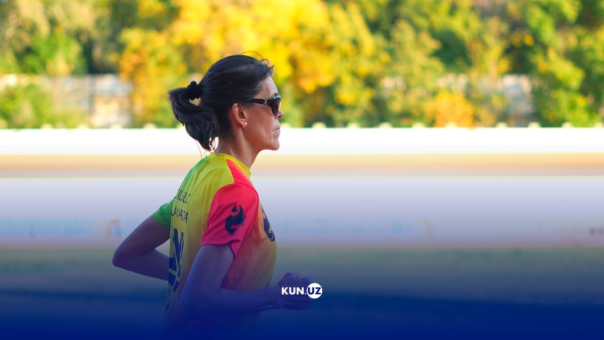 “42 km yugurish unga cho‘t emas” – 54 yoshida marafon chempioni bo‘lgan yangibozorlik o‘qituvchi
