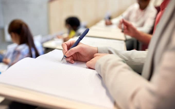 5 yil stajga ega xodimni o‘qishga tavsiya etadigan tashkilotlar ro‘yxati tasdiqlandi