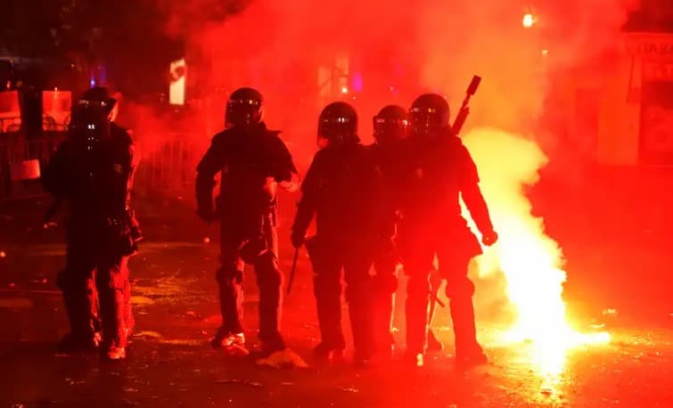Madridda yana ayirmachilarga amnistiya berilishiga qarshi namoyish o‘tkazildi