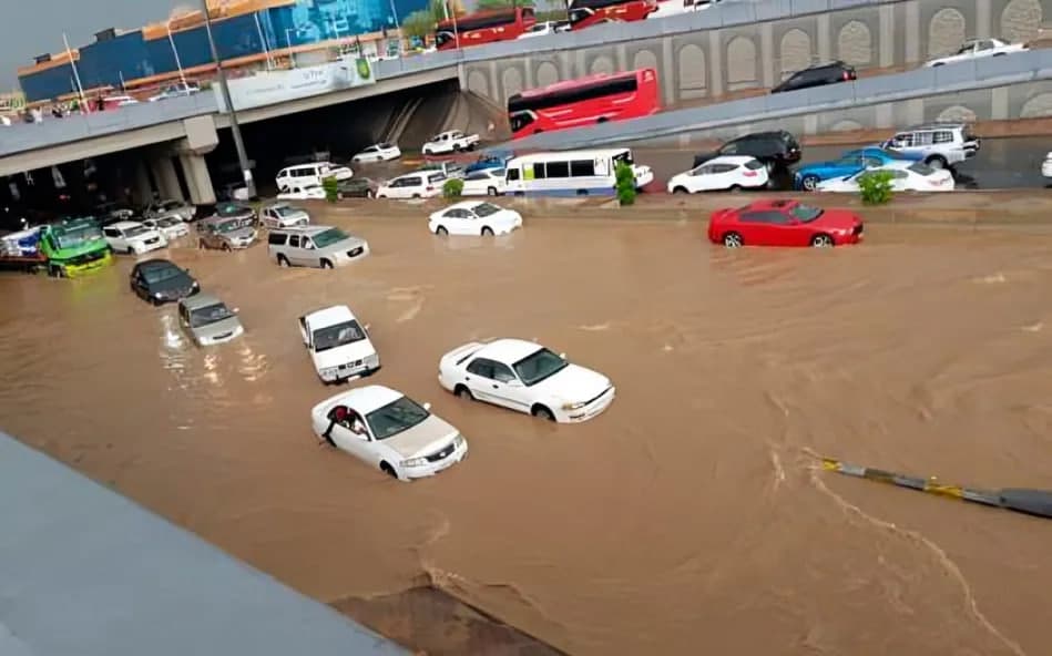 Citizens of Uzbekistan in Saudi Arabia advised to exercise caution due to extreme weather