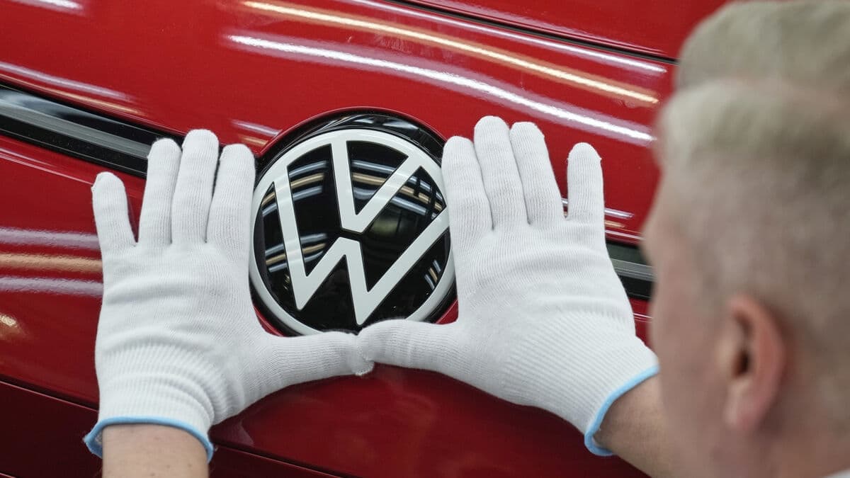 Volkswagen o‘z tarixida ilk bor Germaniyadagi zavodini yopadi