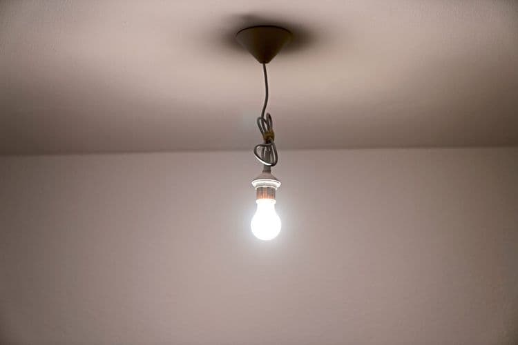 Soliqdan qarzi bor kambag‘al aholining svetga to‘lov imkoniyati cheklanmaydi