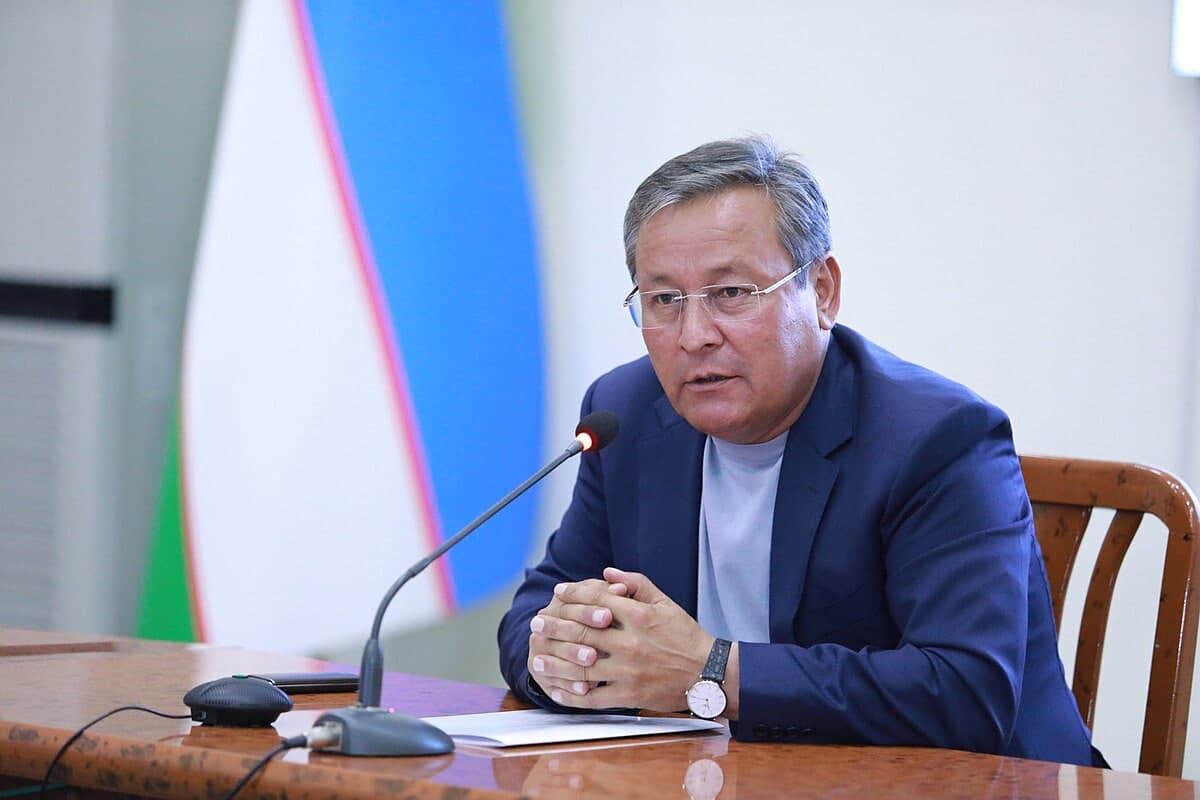 Andijon viloyati hokimligi Shuhrat Abdurahmonov 15 yoshli qizni zo‘rlagani aytilgan xabarga munosabat bildirdi