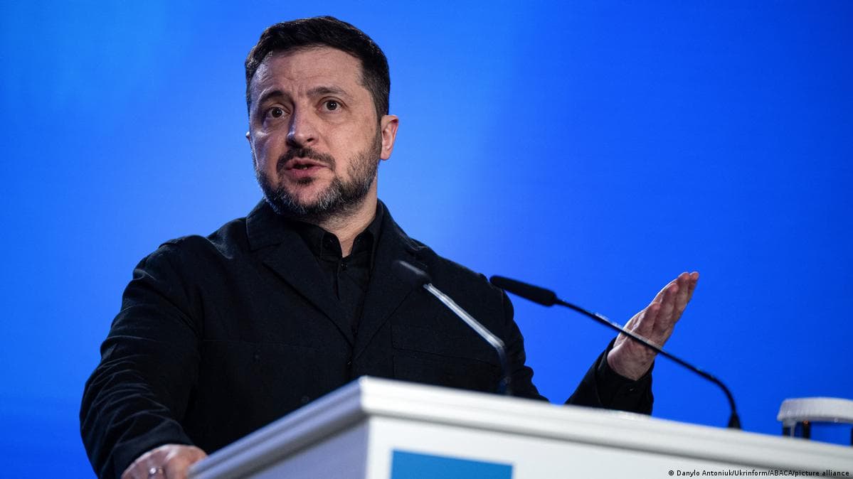 Зеленский заявил о сдерживании процесса вступления Украины в Евросоюз