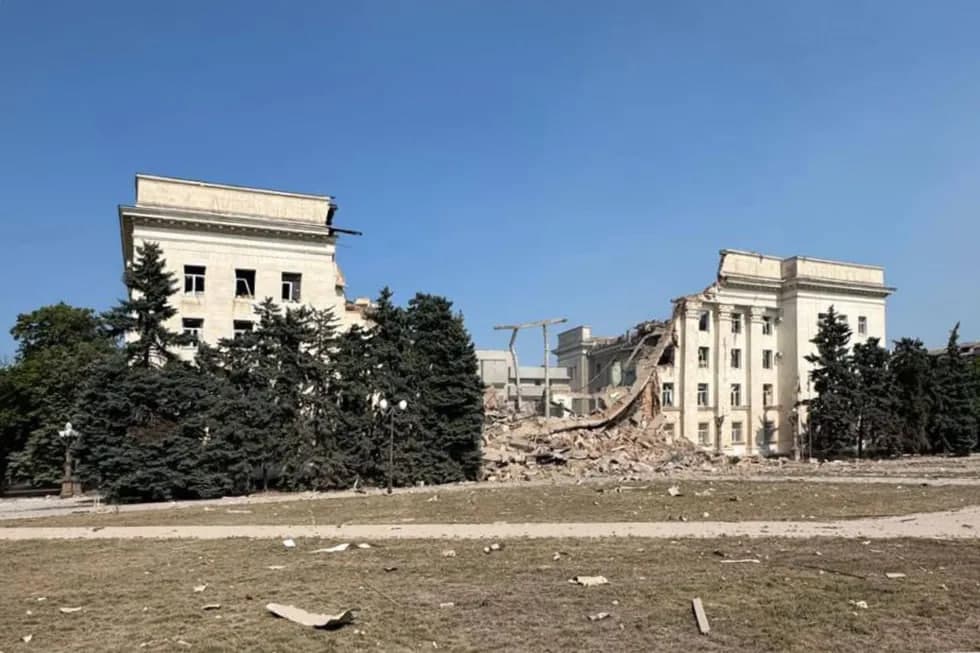 Foto: Xerson oblasti ma’muriyati binosi yakson etildi