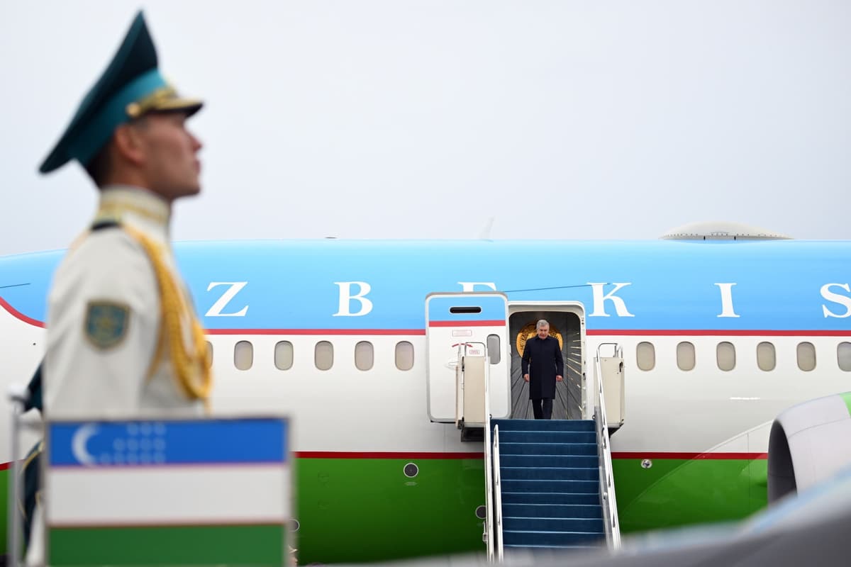 Shavkat Mirziyoyevning Qozog‘istonga amaliy tashrifi boshlandi