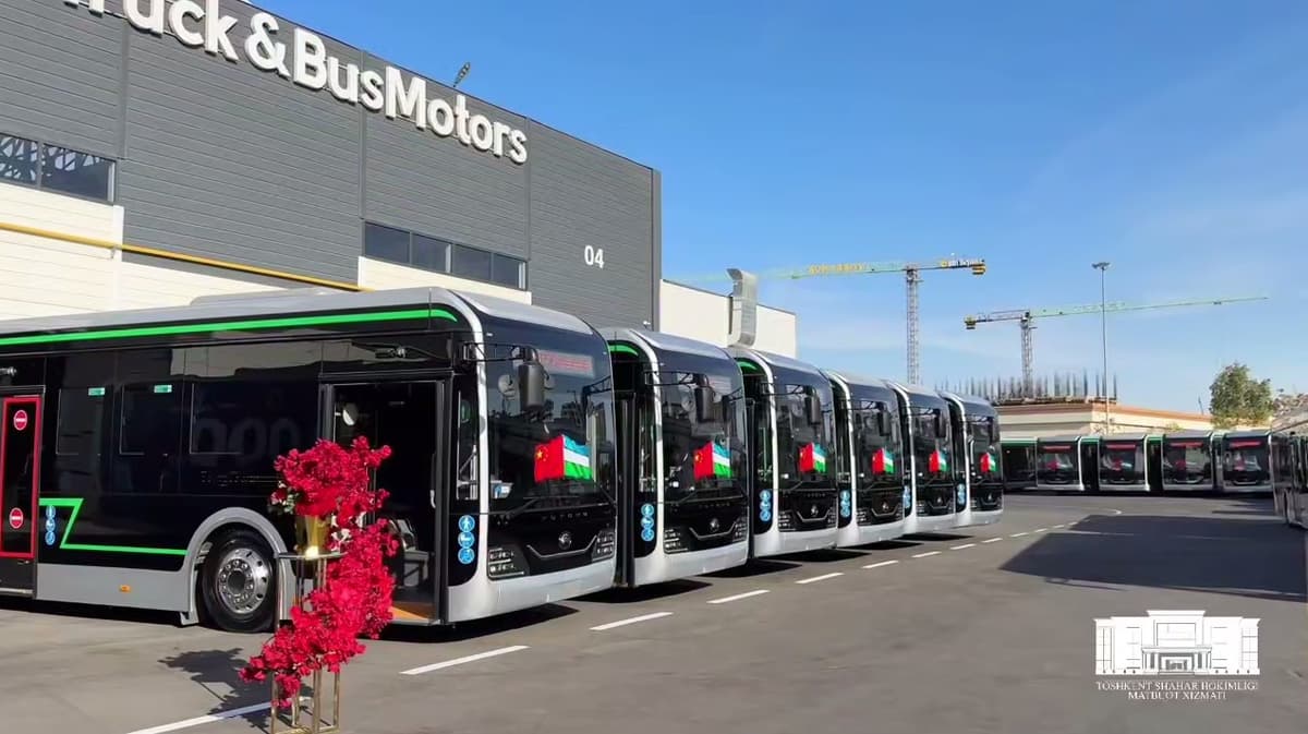 Xitoydan Toshkentga 202 ta yangi elektrobus keltirildi