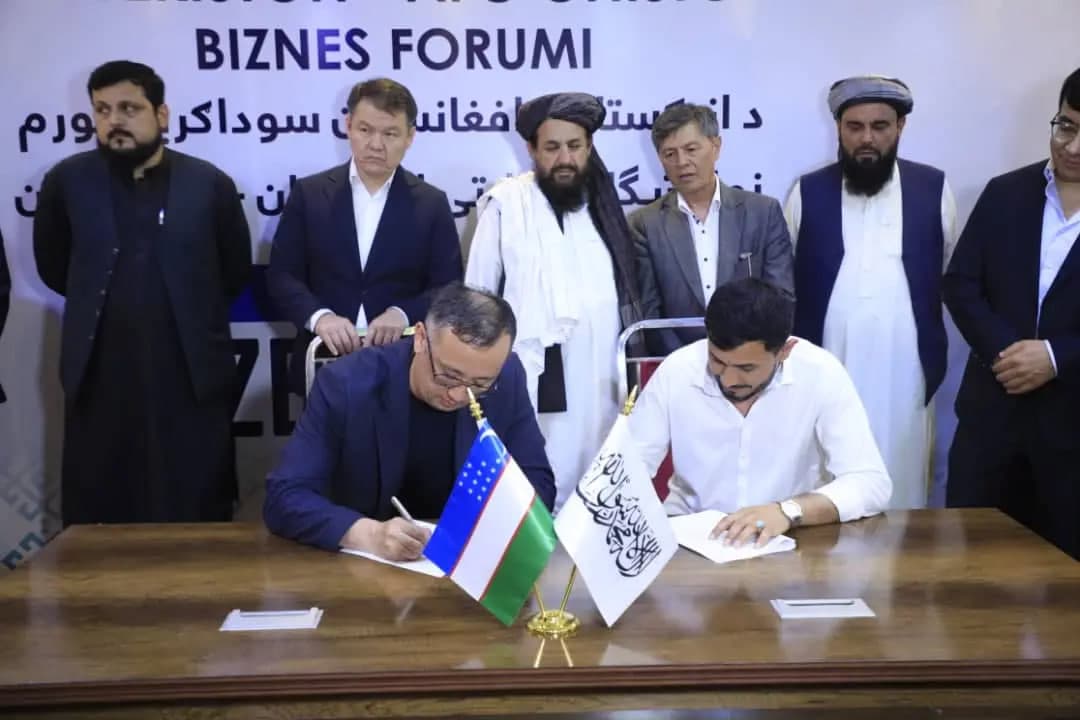 Afghanistan and Uzbekistan sign $112 million in private sector trade deals