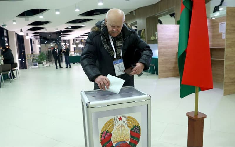 За Лукашенко на президентских выборах проголосовали почти 87% избирателей
