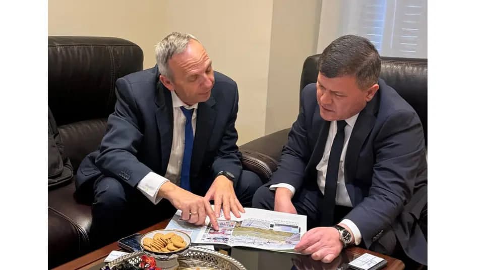 O‘zbekistonda Ispaniya tajribasi asosida zamonaviy issiqxonalar barpo etiladi