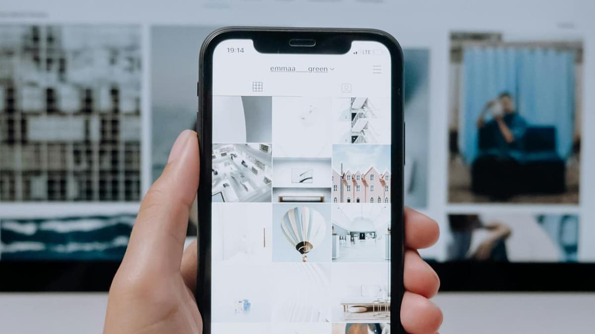 Rossiyada Instagram va Facebookʼda reklama joylash taqiqlandi