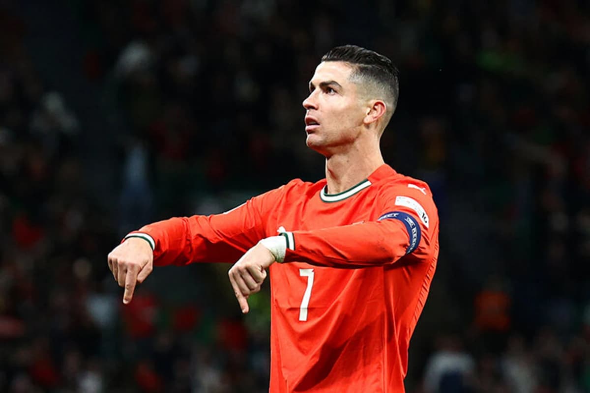 Ronaldu Hoylundga javob qaytardi, Italiyaga dahshatli kambek ham yordam berolmadi. Yevropada dramatik o‘yinlar