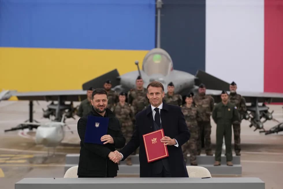 Zelenskiy va Makron «tarixiy kelishuv» imzoladi