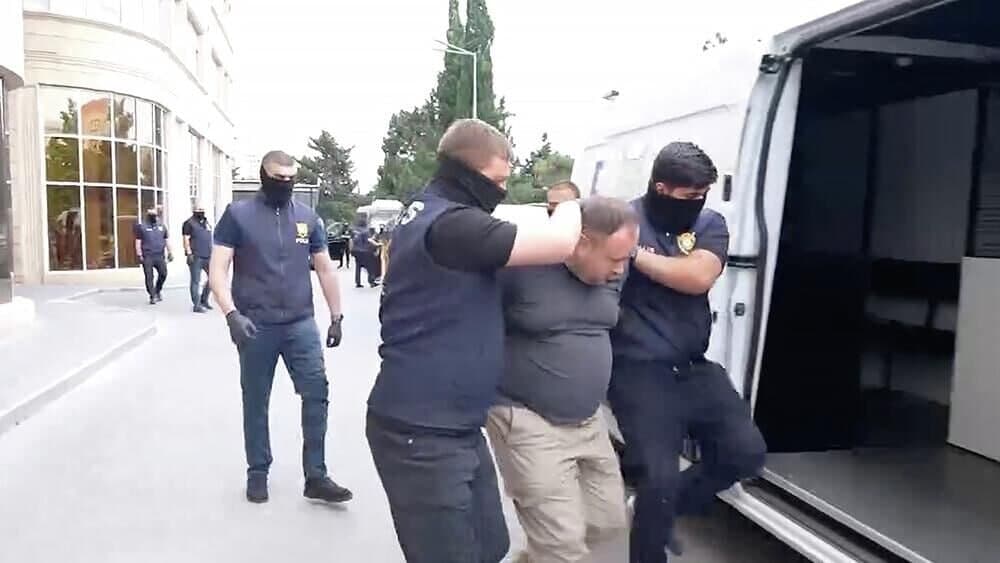 «Ozarboyjonda ruslarni hurmat qilishlari biz uchun juda muhim». Peskov – Moskva va Boku munosabatlaridagi inqiroz haqida