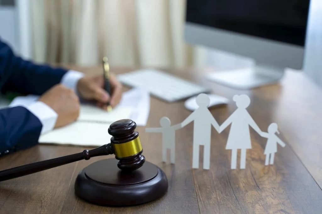 Uzbekistan to impose new service restrictions on alimony debtors starting May 2026