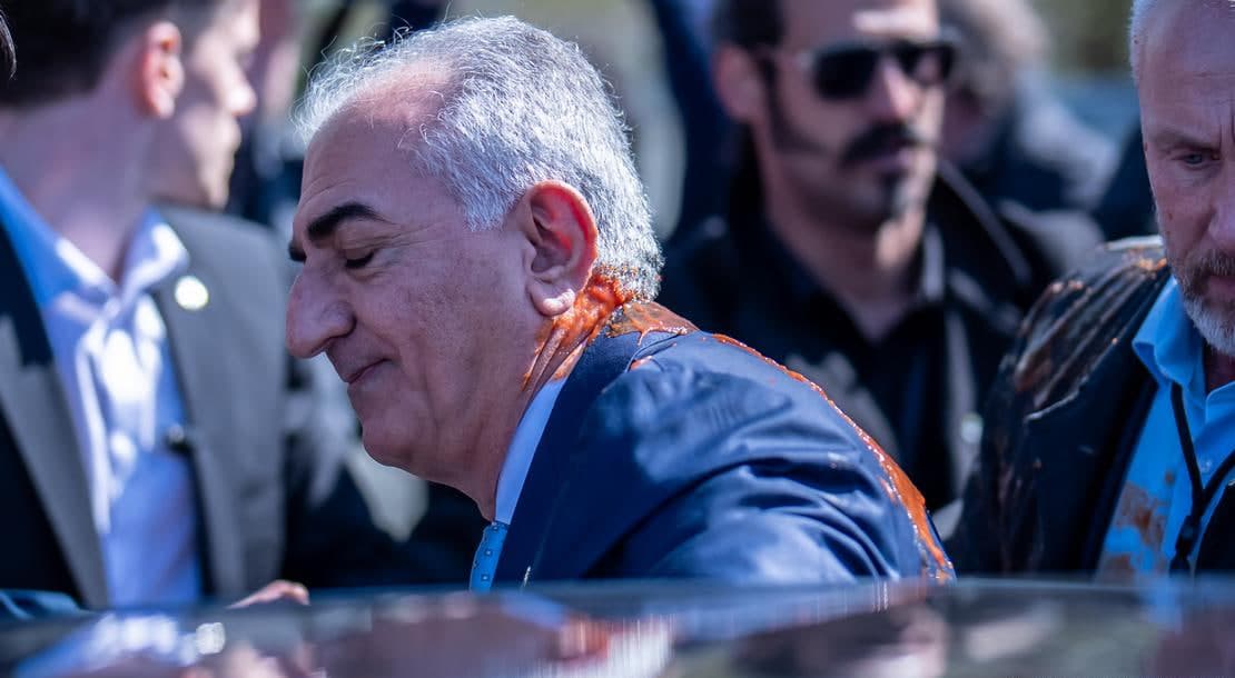 Rizo Pahlaviy Berlinda hujumga uchradi