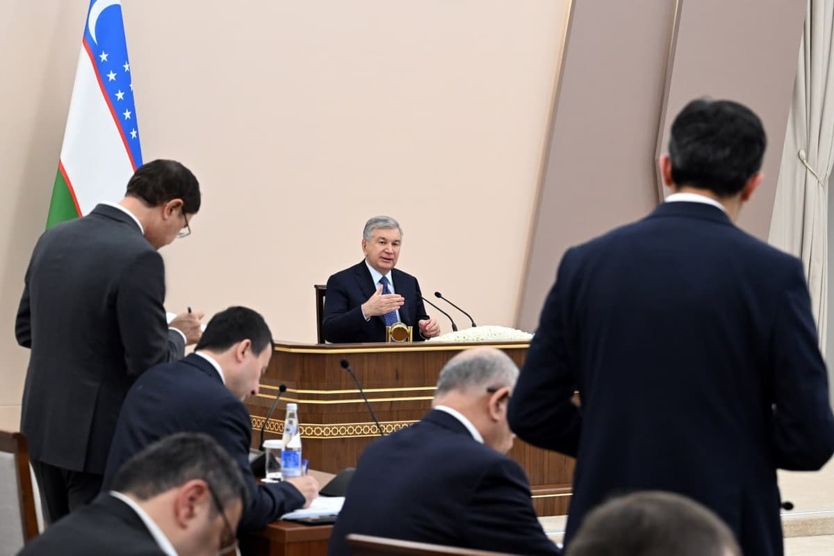 Мирзиёев поручил ускорить крупные проекты в горнодобывающей отрасли
