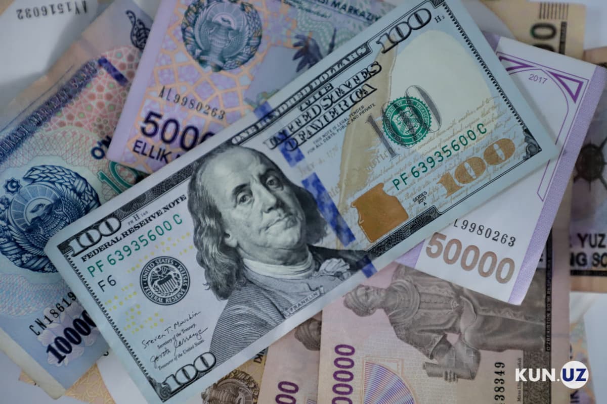Deyarli barcha banklarda dollar kursi 12 ming so‘mdan pastga tushdi