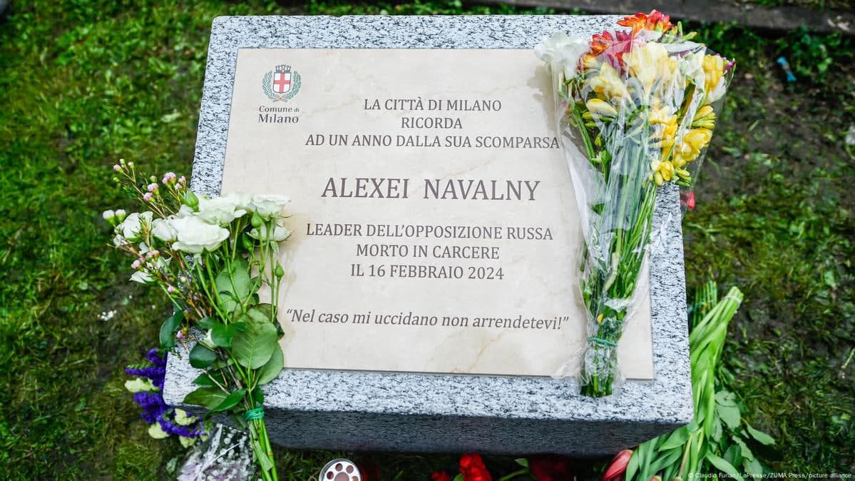 Milanda Aleksey Navalniyga yodgorlik o‘rnatildi