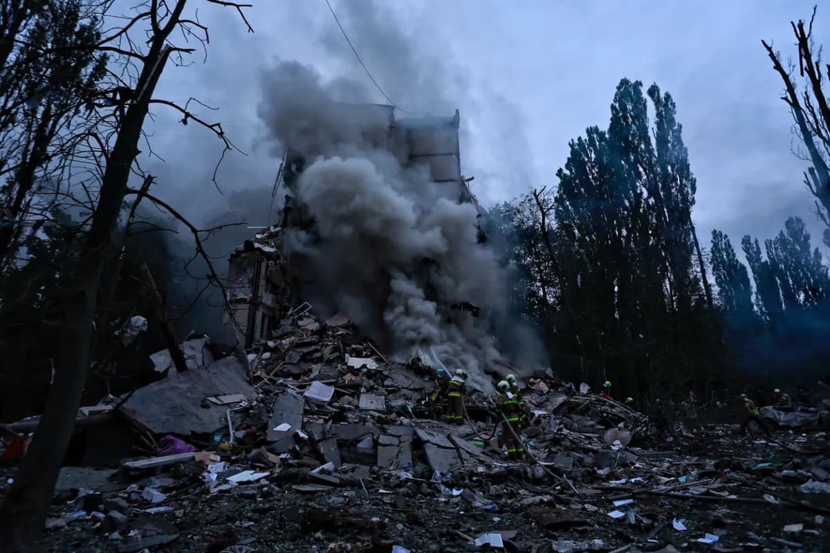 31 iyulga o‘tar kechasi Kiyev uchun yil boshidan buyon eng og‘iri bo‘ldi – fotoreportaj