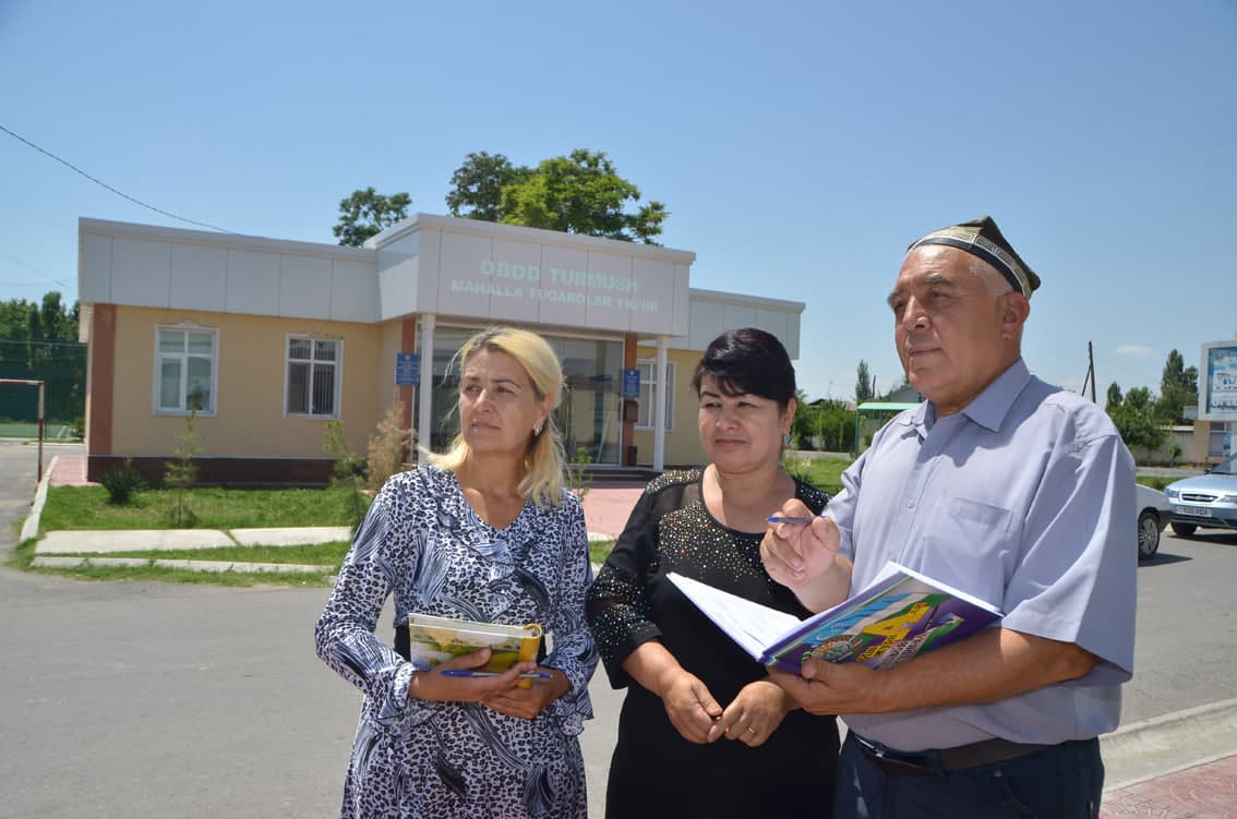 Prezident mahalla tizimining bir guruh xodimlarini taqdirladi
