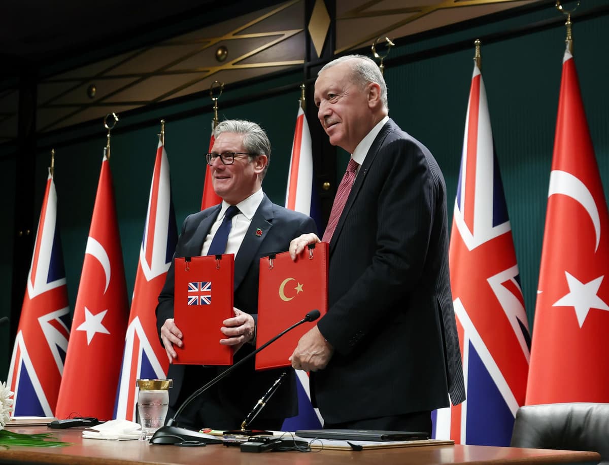 Turkiya Britaniyadan 10 milliard dollarga Eurofighter Typhoonʼlar sotib oladi