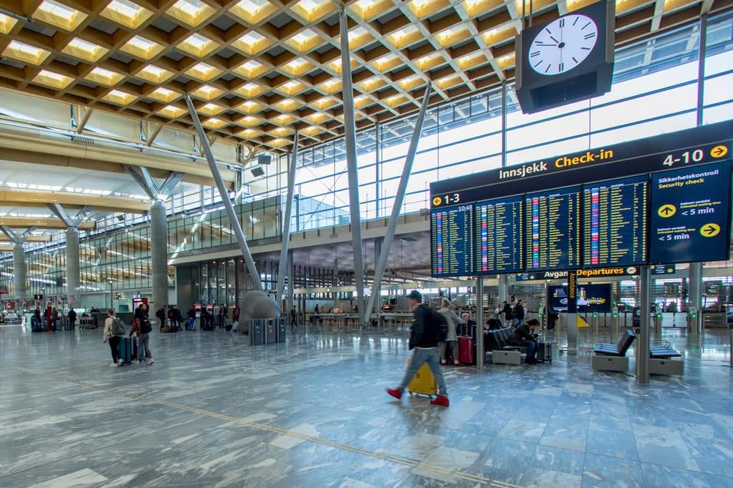 Oslo aeroporti dron tufayli samolyotlar qo‘nishini vaqtincha to‘xtatdi