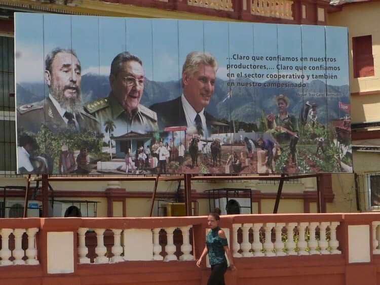 Kuba prezidentlikka nomzodlar uchun 60 yosh chegarasini bekor qildi