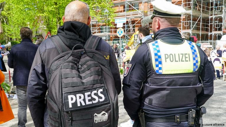 Germaniyada jurnalistlarga qarshi jinoyatlar soni keskin oshdi