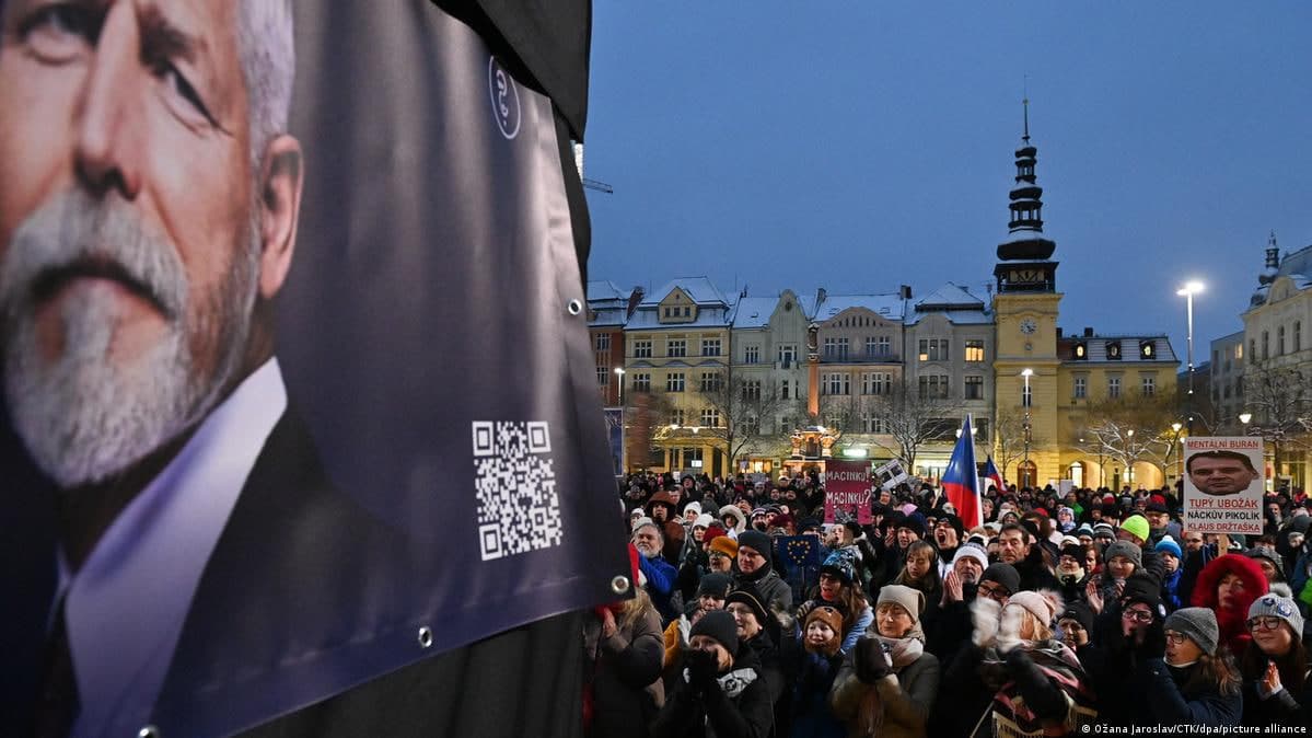 Chexiya shaharlarida prezident Pavelni qo‘llab-quvvatlash mitinglari bo‘lib o‘tdi