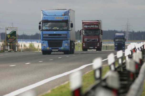 Toshkentda O‘rta transport yo‘lagi istiqbollari muhokama qilindi
