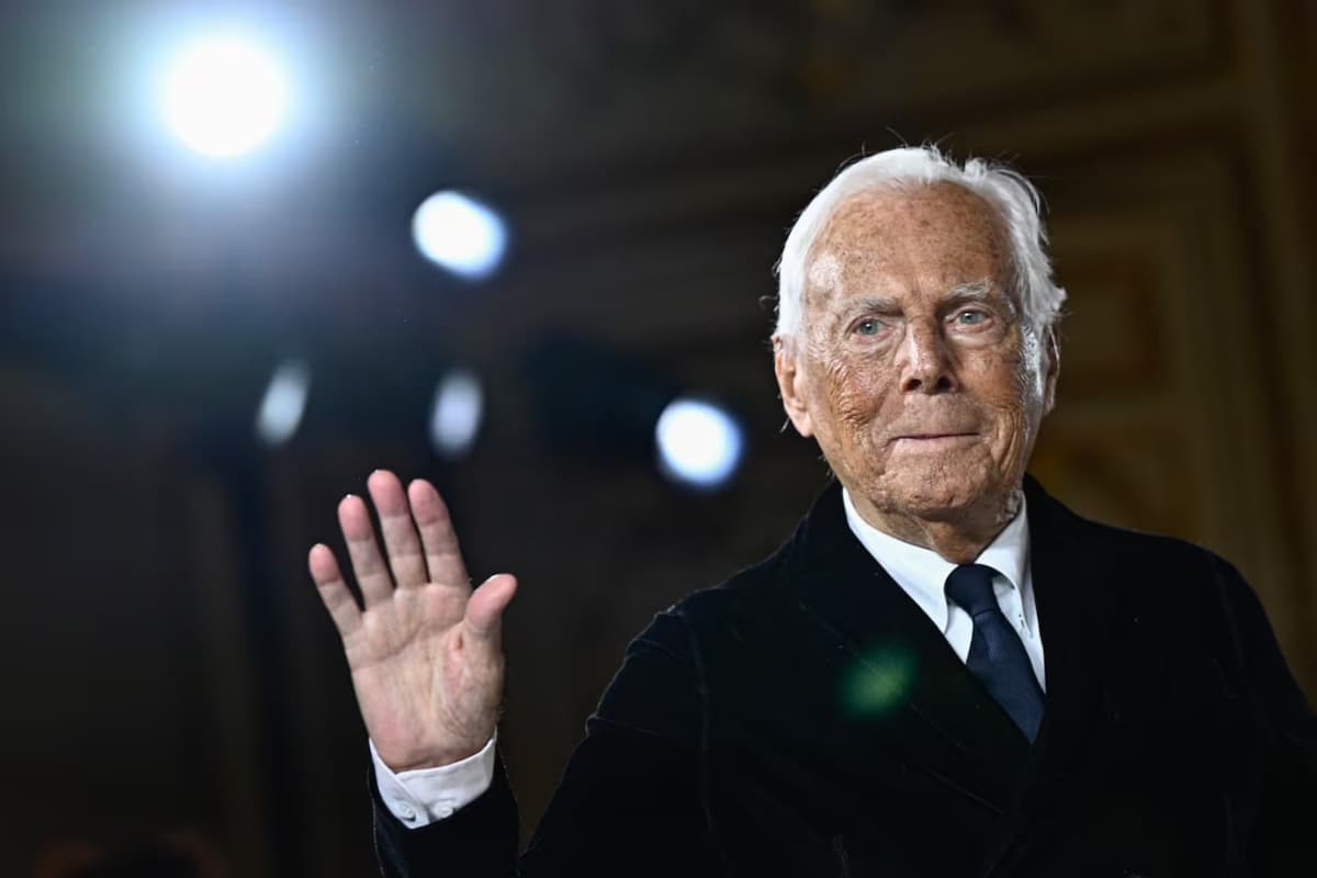Italiyalik modeler Jorjo Armani vafot etdi