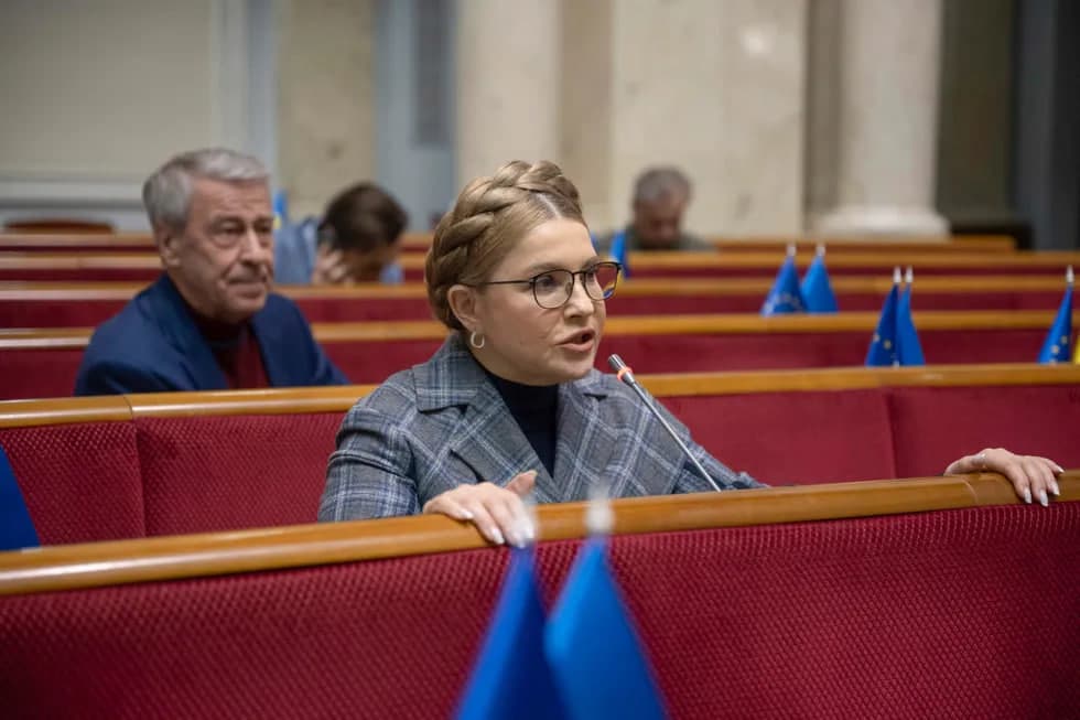 Ukrainada yana korrupsiya mojarosi: Yuliya Timoshenko Rada deputatlarini sotib olishda ayblanmoqda