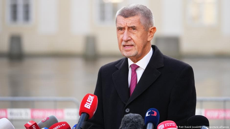 Chexiya bosh vaziri: YeI Putin bilan muzokara olib borishi kerak edi