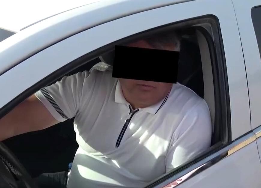 Заместитель хокима Каганского района задержан при получении взятки в 12 тысяч долларов