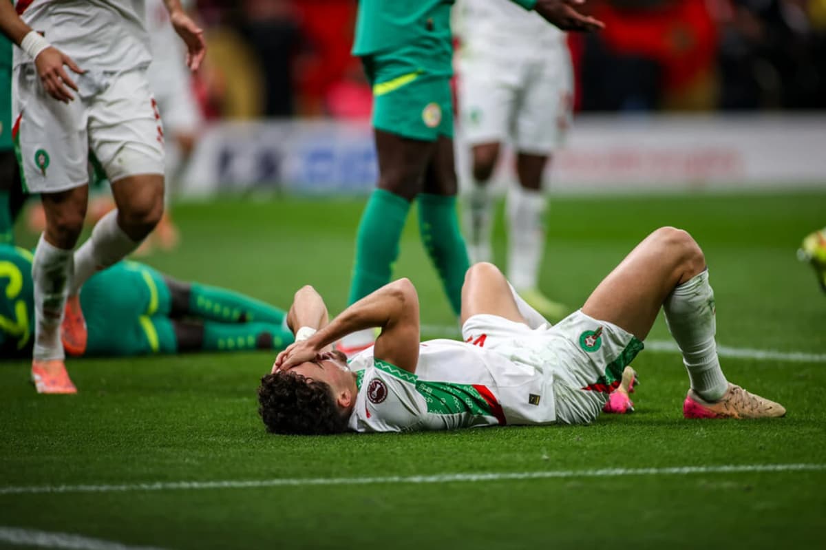 Finalda drama. Senegal maydonni tashlab ketdi, lekin qaytib chempionga aylandi