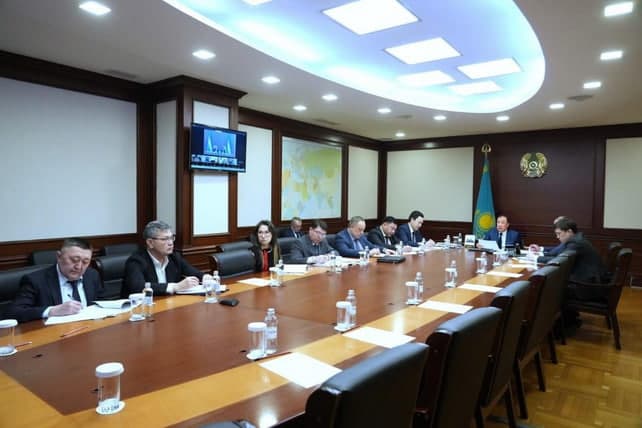 Qozog‘iston va O‘zbekiston temiryo‘lda yuk tashish hajmini oshirish bo‘yicha kelishuvga erishdi