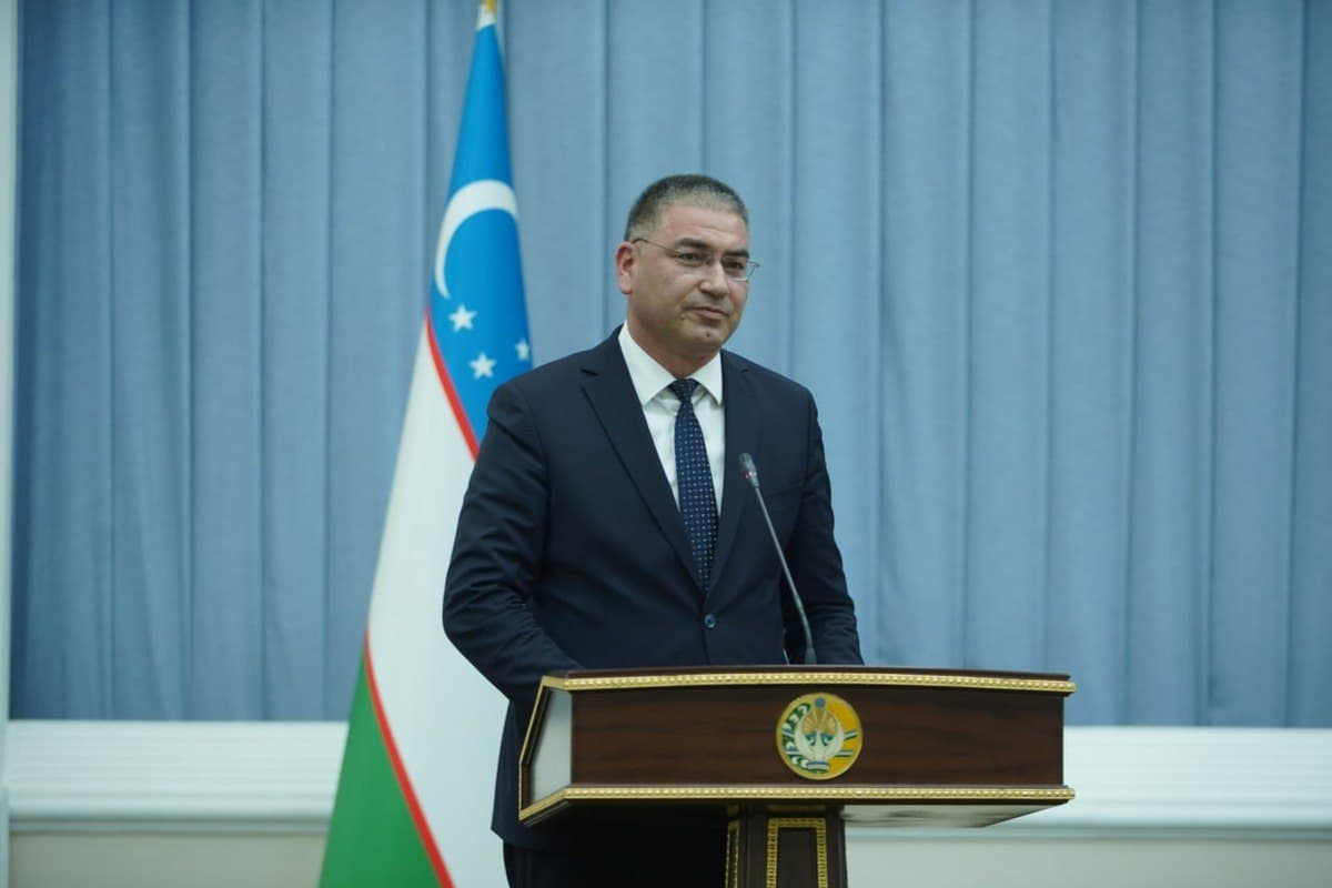 Sirdaryo viloyati hokimi Akmaljon Mahmudaliyev lavozimidan ozod etildi