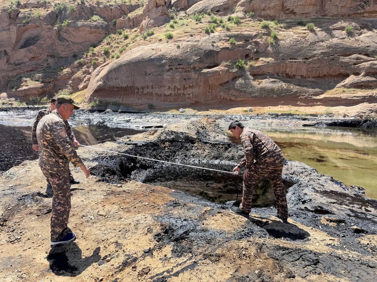 Boysunda neft daryoga oqib ketgani bo‘yicha 8,5 mlrd so‘m kompensatsiya hisoblandi