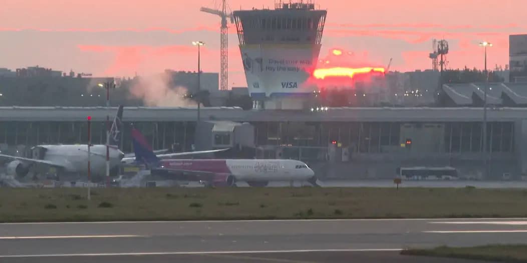 Varshava aeroportida Ukraina fuqarosi radiosignal to‘suvchi qurilma bilan ushlandi