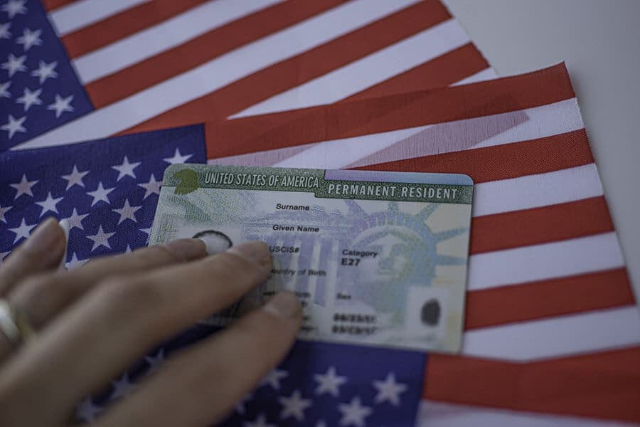 O‘zbekistonliklarga Green Card uchun viza berish to‘xtatildi
