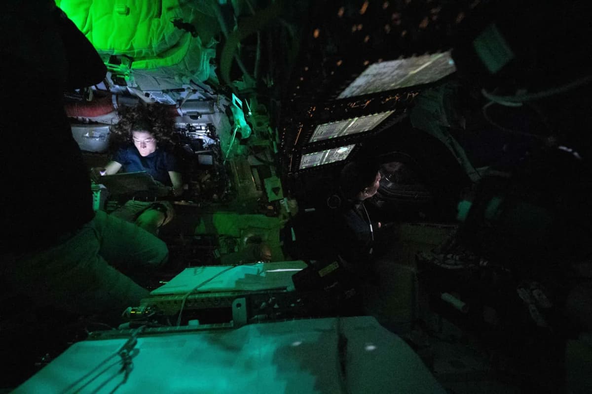 «Artemida-2» missiyasi ekipaji Oyga sayohatdan ilk suratlarni namoyish etdi