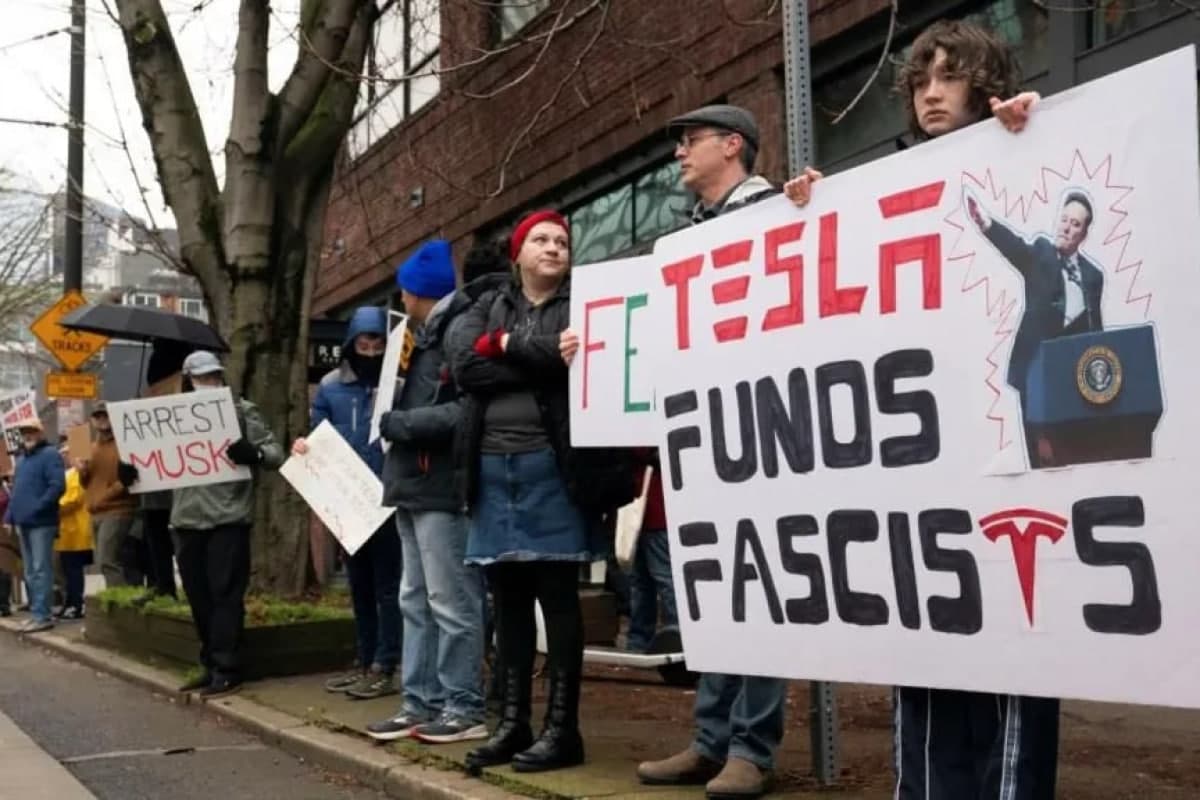 Ilon Maskning DOGE rahbari lavozimidagi faoliyati sabab Tesla’ga qarshi boykot boshlandi