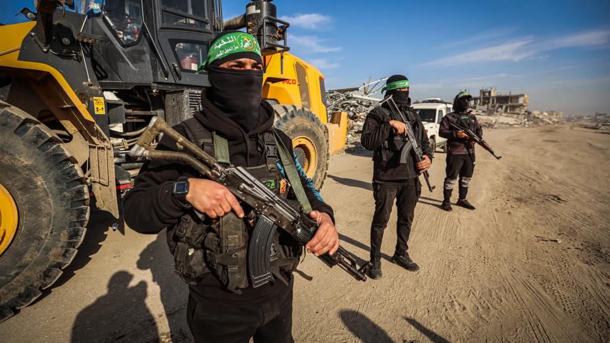 Tramp: Hamas so‘nggi jasadni topishga yordam berdi, endi qurolsizlanishi kerak