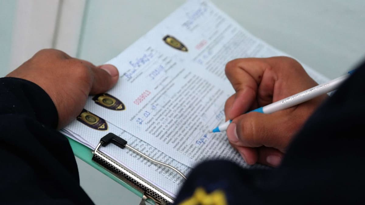 Aliment qarzi bor shaxslarga ayrim bitim va xizmatlar cheklanadi