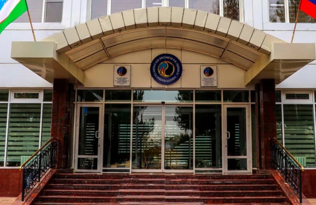 Gubkin universitetining Toshkentdagi filiali talabasi darslardagi propaganda haqida xat yozdi. Filial raddiya berdi